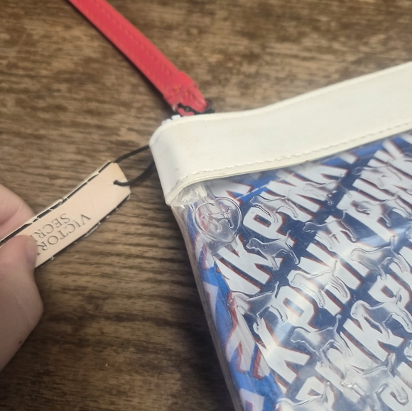 Pink - Picture 2 of 3